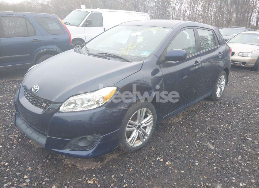 Photo 2 of 2009 Toyota Matrix S (VIN 2T1KE40E79C012615)