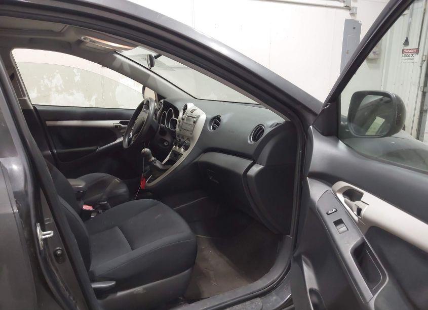 Photo 5 of 2009 Toyota Matrix S (VIN 2T1KE40EX9C006078)