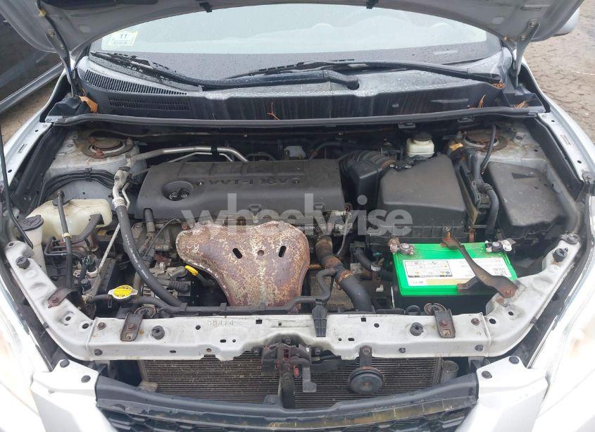 Photo 10 of 2010 Toyota Matrix S (VIN 2T1KE4EE4AC034729)