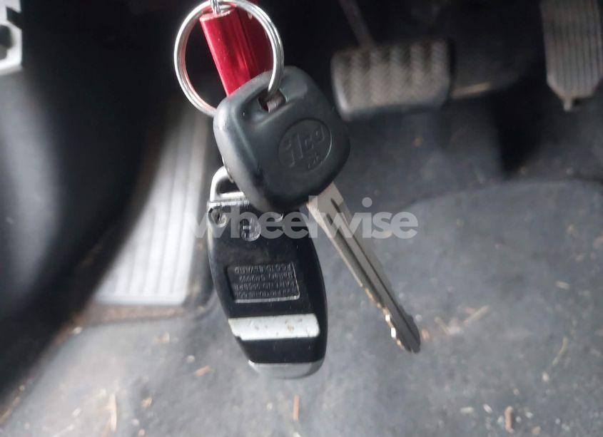 Photo 11 of 2010 Toyota Matrix S (VIN 2T1KE4EE4AC034729)