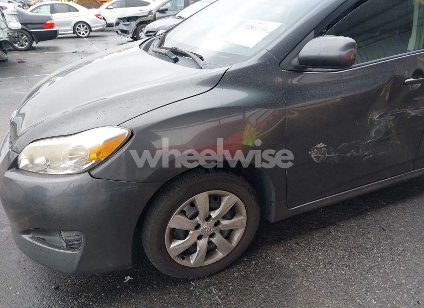 Photo 6 of 2011 Toyota Matrix S (VIN 2T1KE4EE7BC047945)