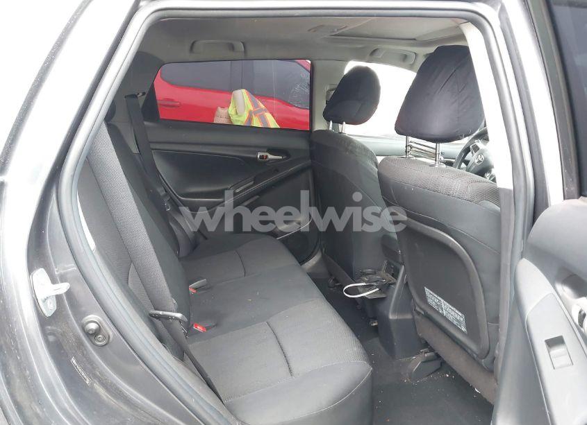 Photo 8 of 2011 Toyota Matrix S (VIN 2T1KE4EE7BC047945)