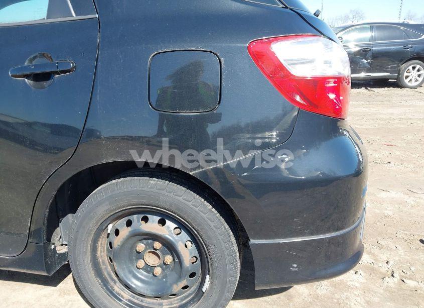 Photo 6 of 2010 Toyota Matrix S (VIN 2T1KE4EE8AC039514)