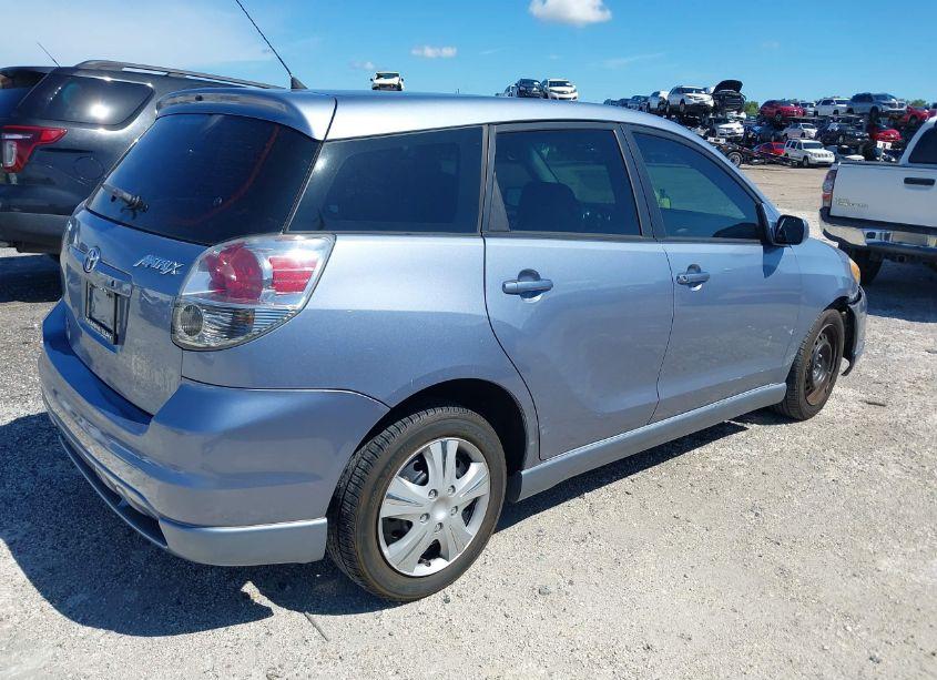 Photo 4 of 2006 Toyota Matrix XR (VIN 2T1KR30E06C560739)