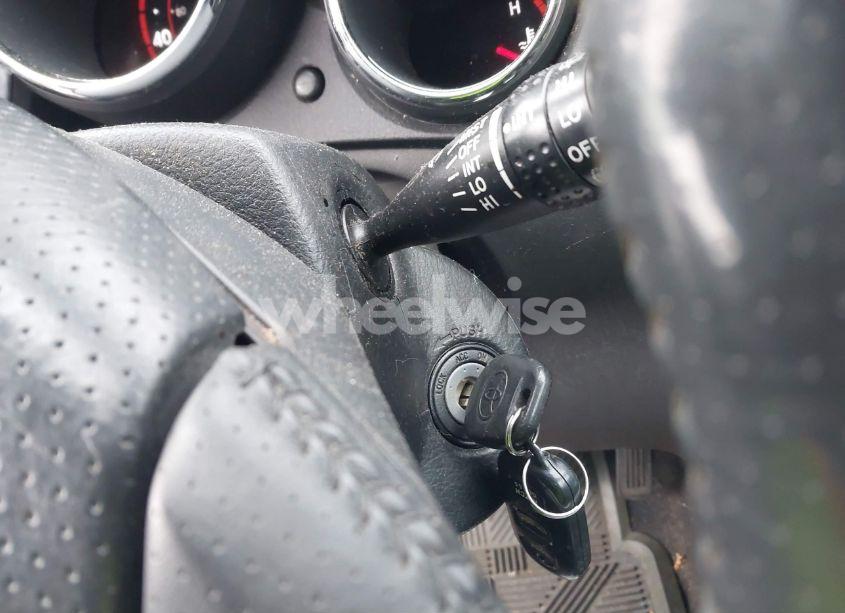 Photo 11 of 2007 Toyota Matrix XR (VIN 2T1KR30E17C657207)