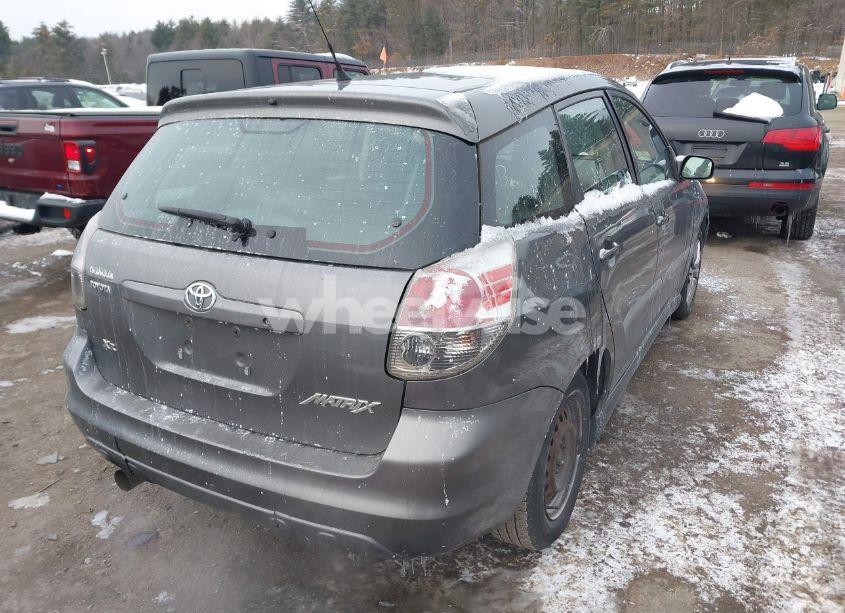 Photo 4 of 2007 Toyota Matrix XR (VIN 2T1KR30E17C657207)