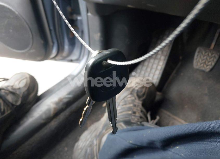 Photo 11 of 2007 Toyota Matrix (VIN 2T1KR30E37C651506)