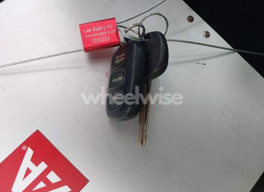 Photo 11 of 2008 Toyota Matrix XR (VIN 2T1KR30E48C714162)