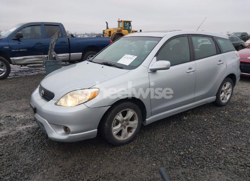Photo 2 of 2005 Toyota Matrix XR (VIN 2T1KR30E95C439335)