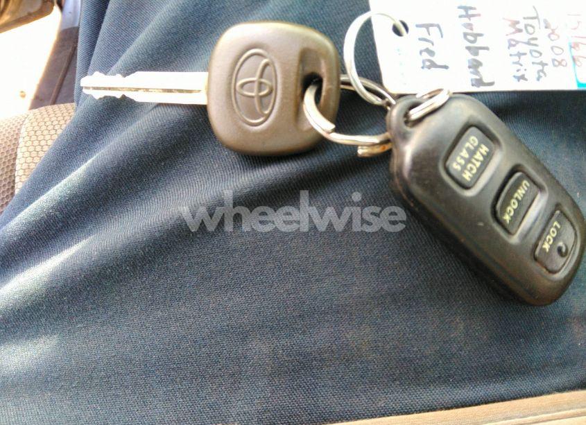 Photo 11 of 2008 Toyota Matrix XR (VIN 2T1KR30EX8C712626)