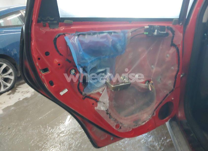 Photo 6 of 2003 Toyota Corolla MATRIX XR (VIN 2T1KR32E03C018386)