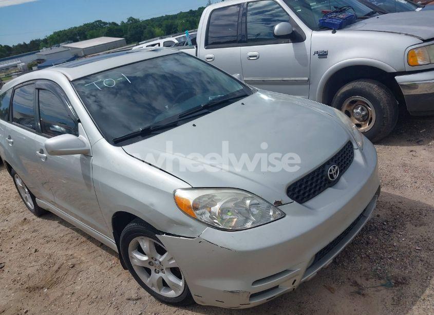 2003 Toyota Matrix XR (VIN 2T1KR32E03C027301) main photo