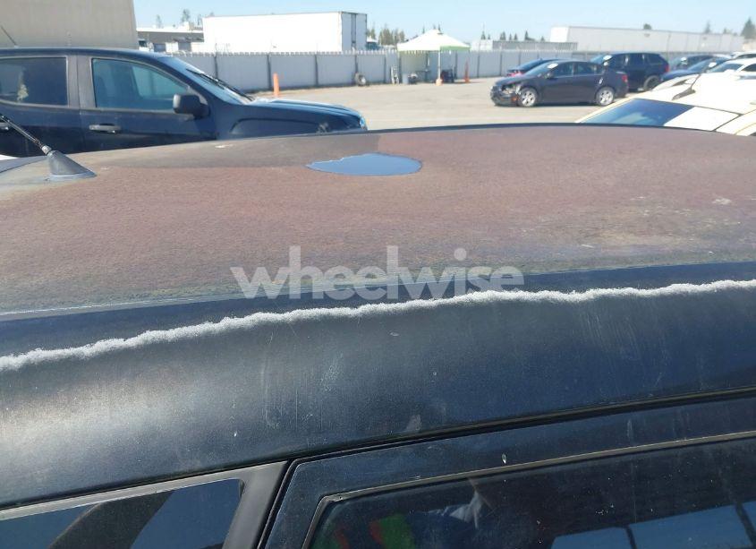 Photo 13 of 2003 Toyota Matrix STANDARD (VIN 2T1KR32E03C081827)