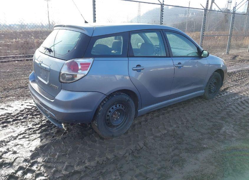 Photo 4 of 2005 Toyota Matrix XR (VIN 2T1KR32E05C406155)