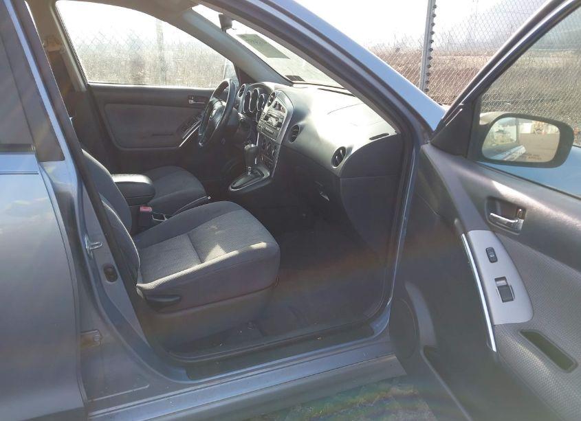 Photo 5 of 2005 Toyota Matrix XR (VIN 2T1KR32E05C406155)