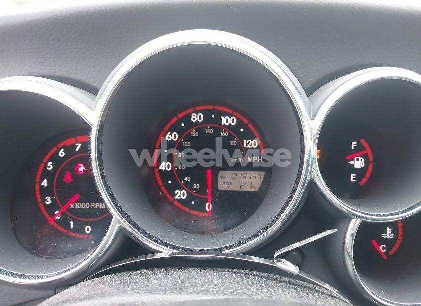 Photo 7 of 2006 Toyota Matrix XR (VIN 2T1KR32E06C565176)