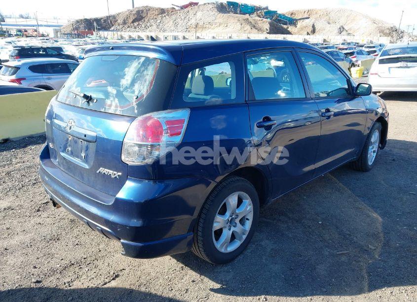Photo 4 of 2006 Toyota Matrix XR (VIN 2T1KR32E06C600430)
