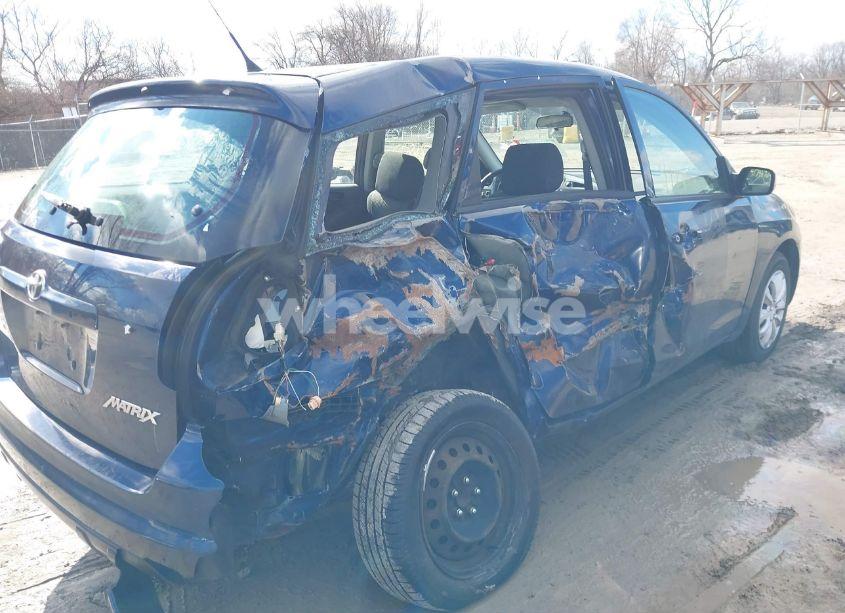 Photo 6 of 2007 Toyota Matrix (VIN 2T1KR32E07C665036)