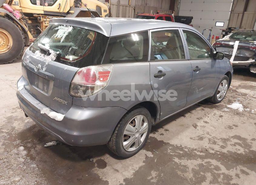 Photo 4 of 2007 Toyota Matrix (VIN 2T1KR32E07C669457)