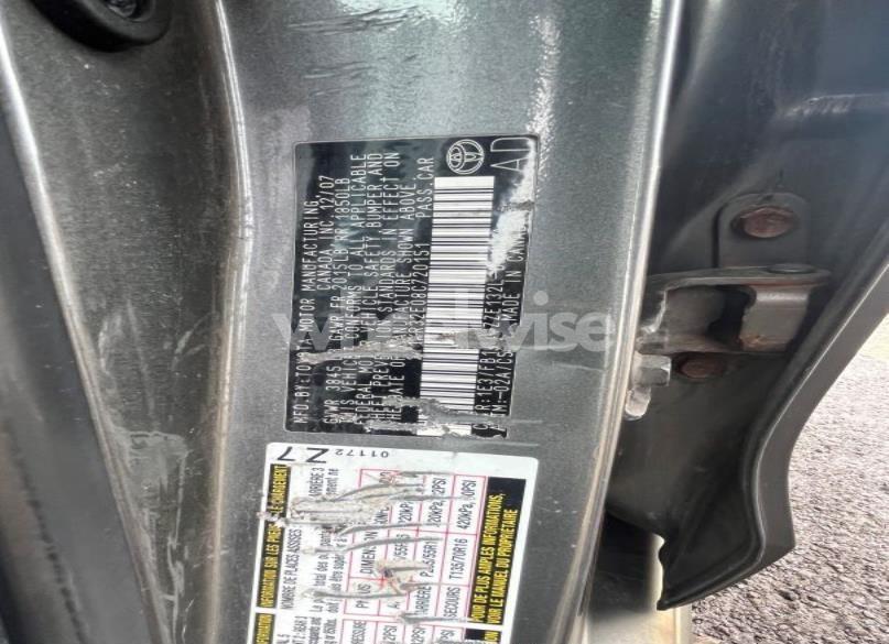 Photo 9 of 2008 Toyota Matrix XR (VIN 2T1KR32E08C720151)