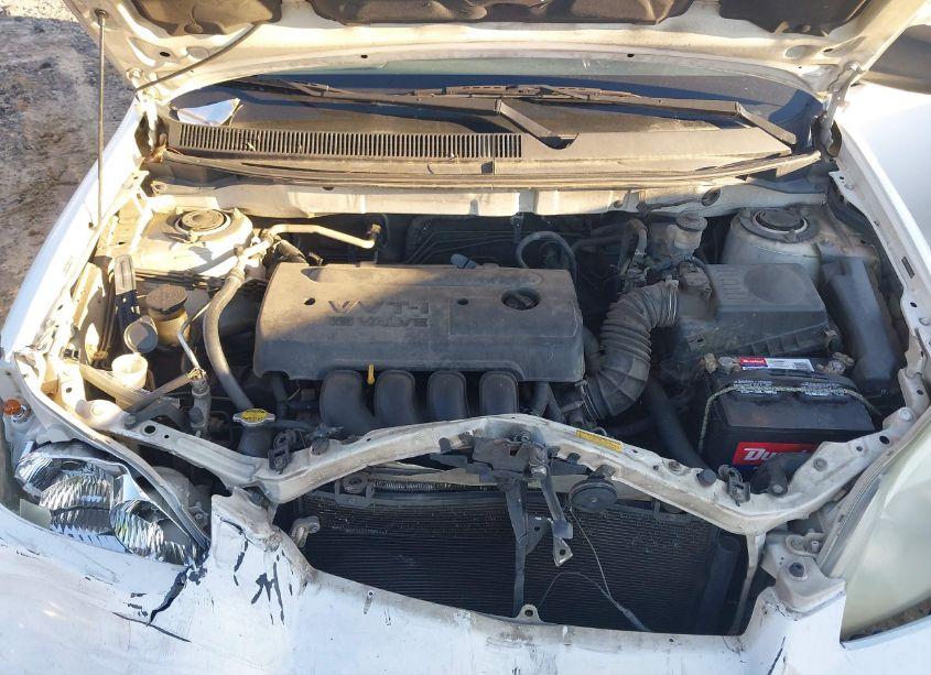 Photo 10 of 2005 Toyota Matrix XR (VIN 2T1KR32E15C325746)