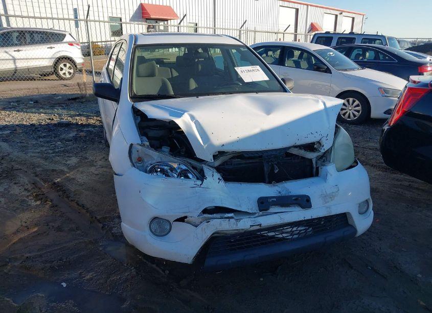 Photo 13 of 2005 Toyota Matrix XR (VIN 2T1KR32E15C325746)