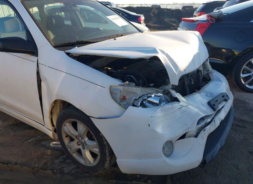 Photo 17 of 2005 Toyota Matrix XR (VIN 2T1KR32E15C325746)