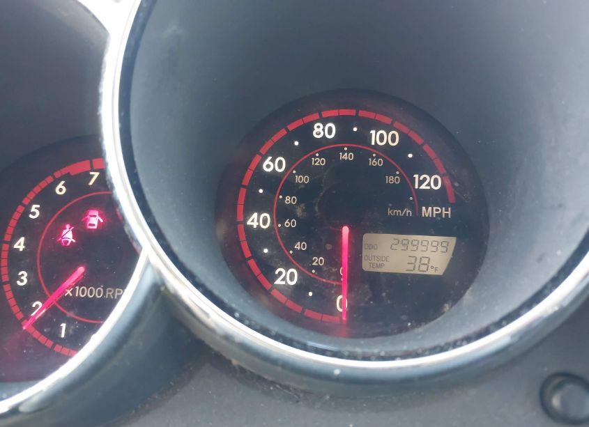 Photo 7 of 2005 Toyota Matrix XR (VIN 2T1KR32E15C325746)