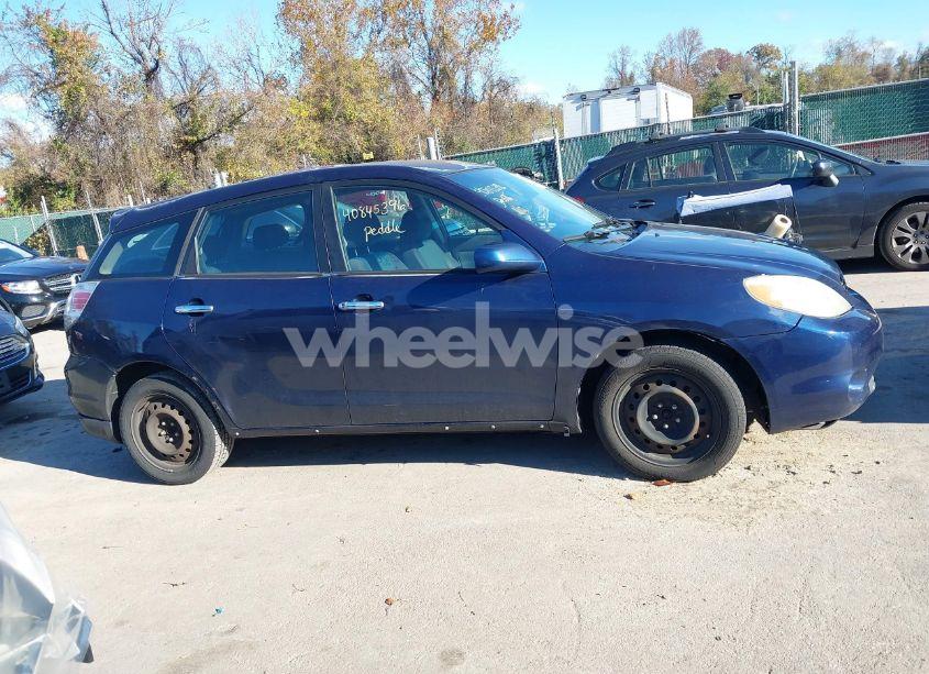 Photo 13 of 2005 Toyota Matrix XR (VIN 2T1KR32E15C481270)