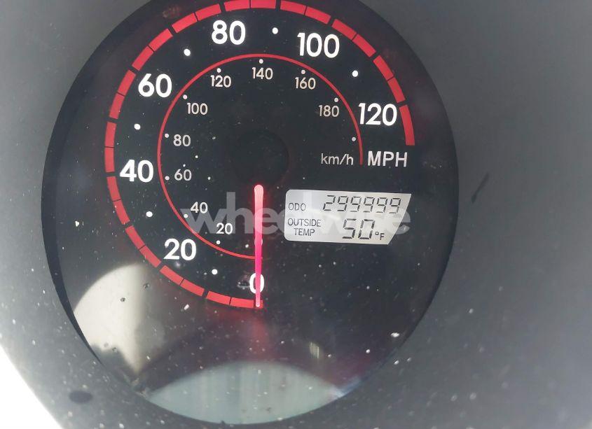 Photo 15 of 2005 Toyota Matrix XR (VIN 2T1KR32E15C481270)