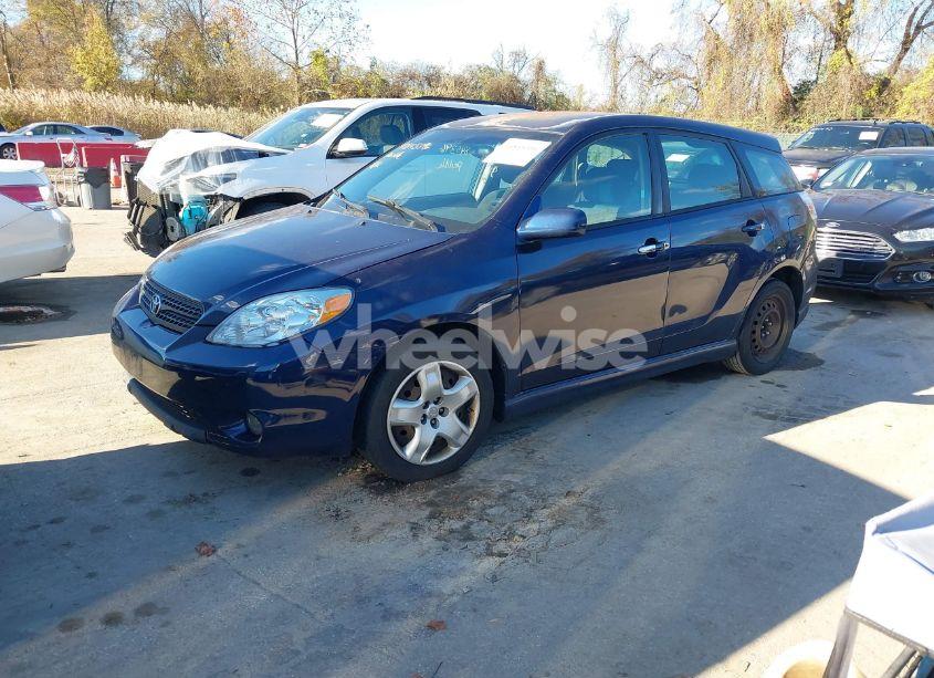 Photo 2 of 2005 Toyota Matrix XR (VIN 2T1KR32E15C481270)