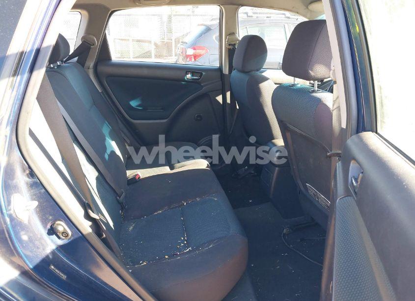 Photo 8 of 2005 Toyota Matrix XR (VIN 2T1KR32E15C481270)