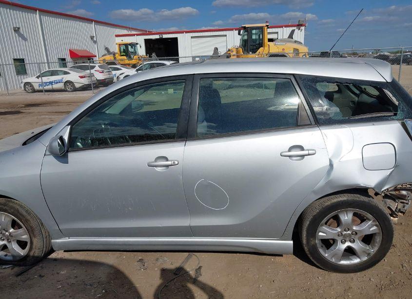 Photo 15 of 2006 Toyota Matrix XR (VIN 2T1KR32E16C610593)