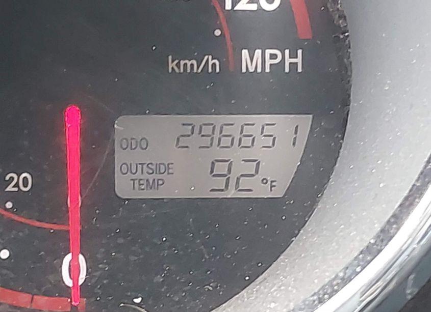 Photo 16 of 2006 Toyota Matrix XR (VIN 2T1KR32E16C610593)