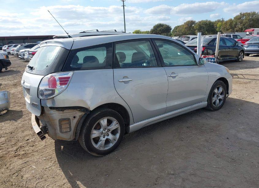 Photo 4 of 2006 Toyota Matrix XR (VIN 2T1KR32E16C610593)