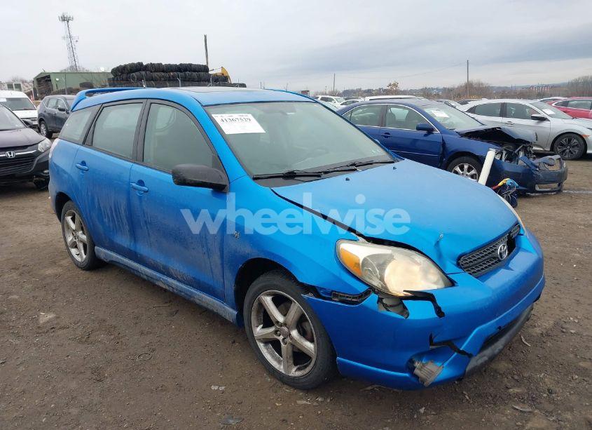 2007 Toyota Matrix XR (VIN 2T1KR32E17C635303) main photo