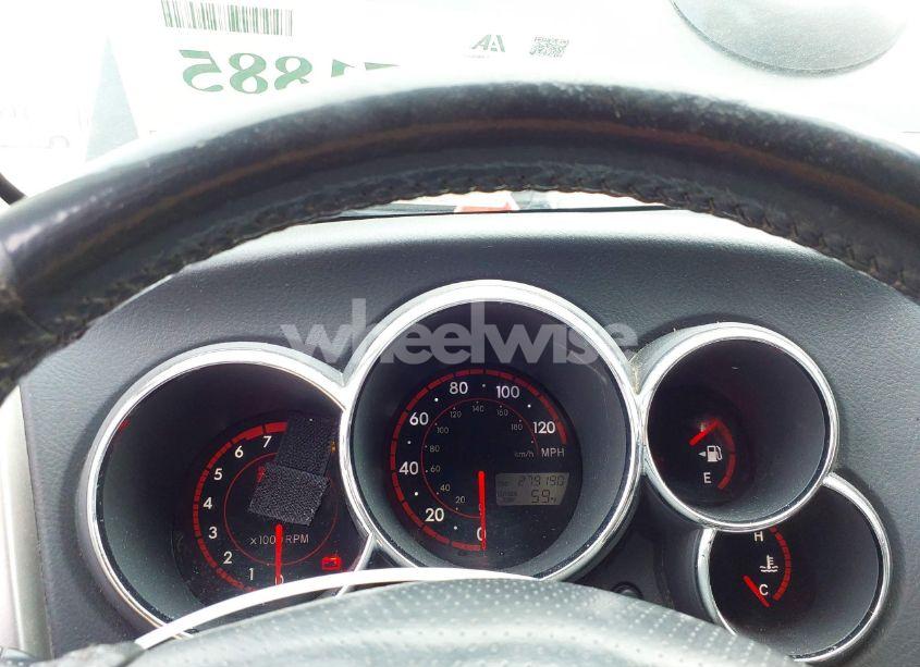 Photo 7 of 2007 Toyota Matrix XR (VIN 2T1KR32E17C662811)