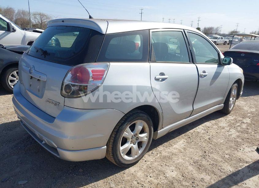 Photo 4 of 2007 Toyota Matrix XR (VIN 2T1KR32E17C665496)
