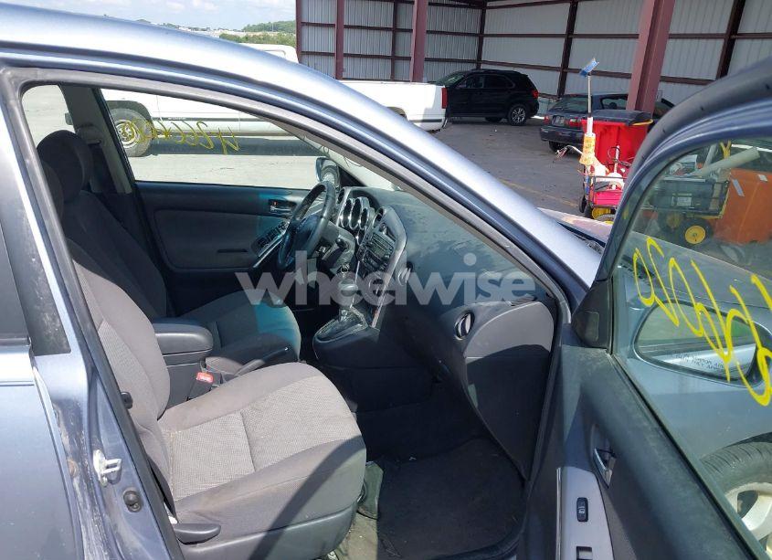 Photo 5 of 2007 Toyota Matrix XR (VIN 2T1KR32E17C667250)