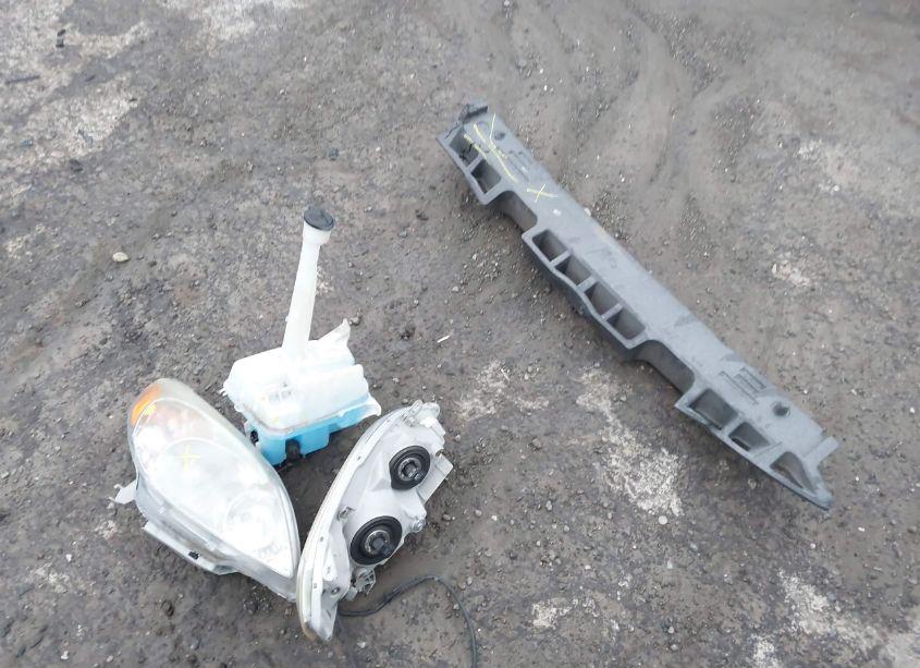 Photo 12 of 2008 Toyota Matrix (VIN 2T1KR32E18C714102)