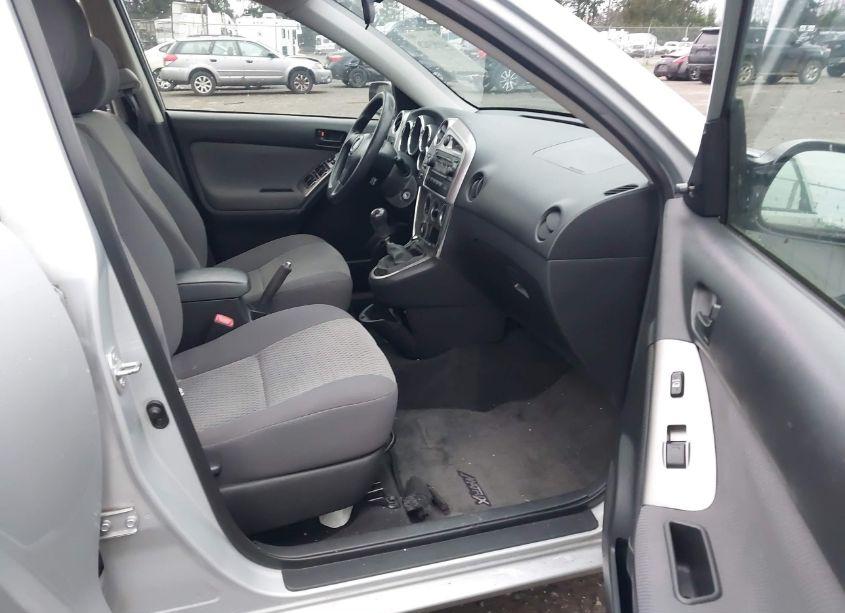 Photo 5 of 2008 Toyota Matrix (VIN 2T1KR32E18C714102)