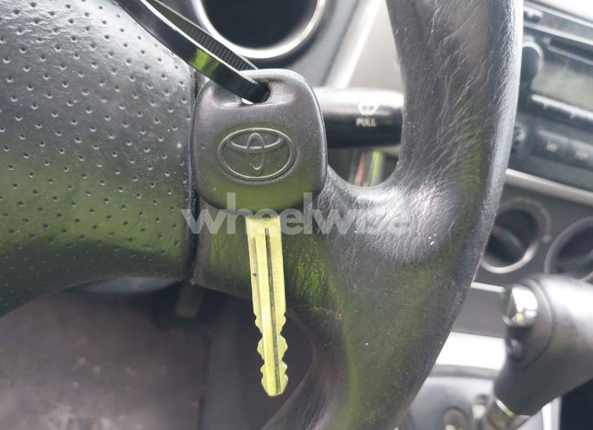 Photo 11 of 2008 Toyota Matrix (VIN 2T1KR32E18C717937)