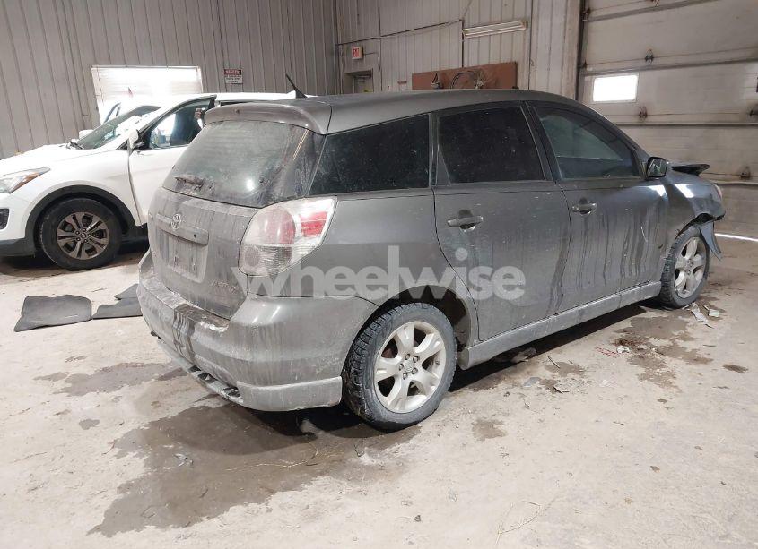 Photo 4 of 2005 Toyota Matrix XR (VIN 2T1KR32E25C368895)