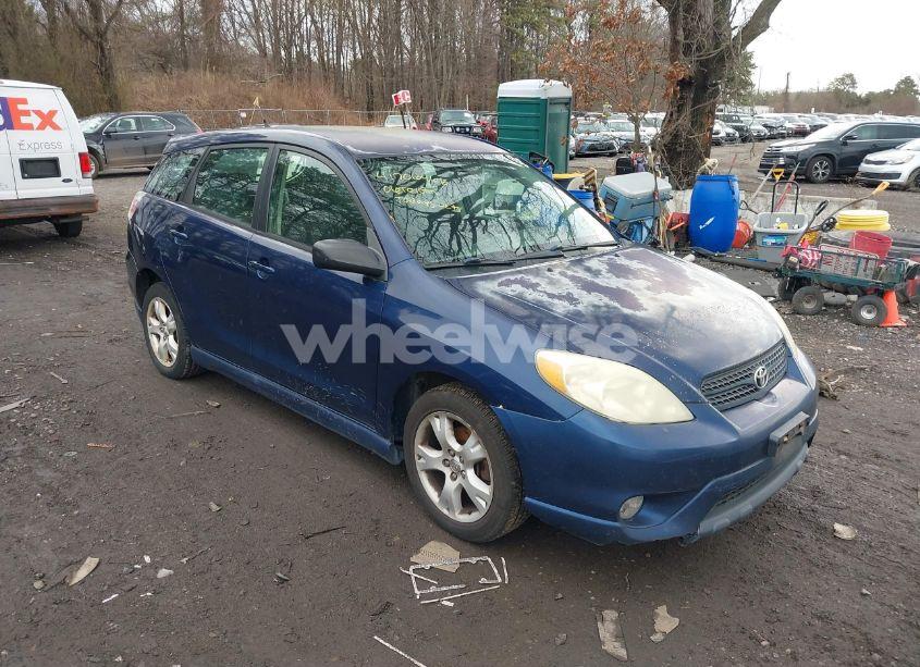 2006 Toyota Matrix XR (VIN 2T1KR32E26C596932) main photo