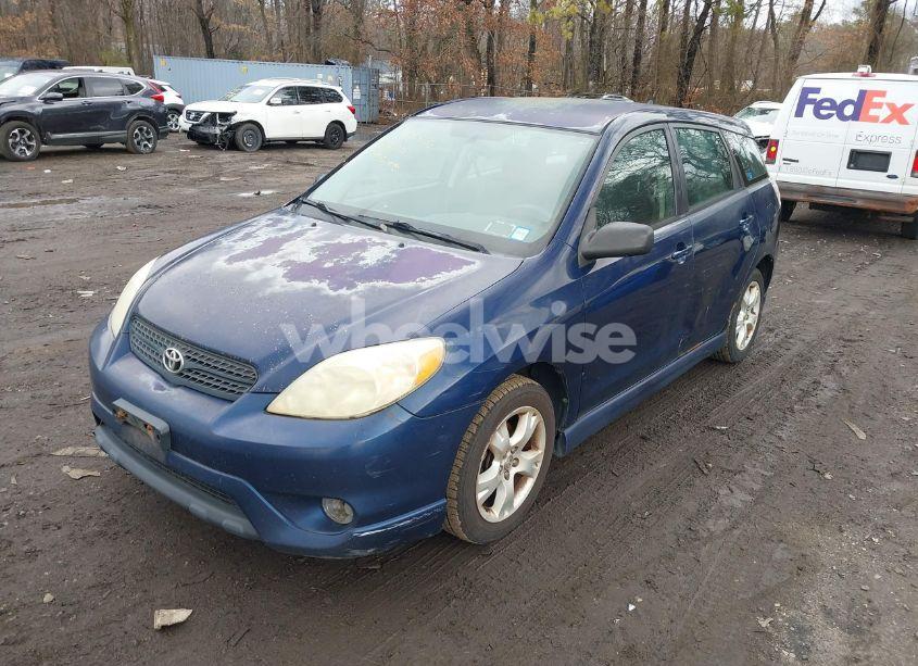 Photo 2 of 2006 Toyota Matrix XR (VIN 2T1KR32E26C596932)