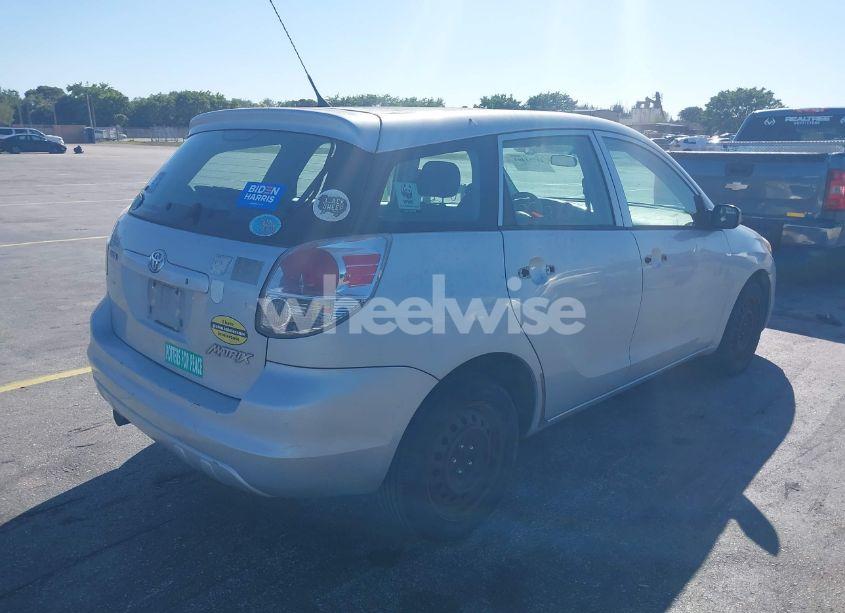 Photo 4 of 2006 Toyota Matrix (VIN 2T1KR32E26C602390)