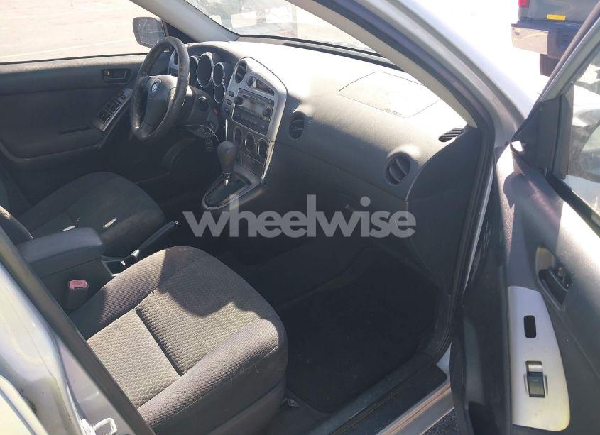 Photo 5 of 2006 Toyota Matrix (VIN 2T1KR32E26C602390)