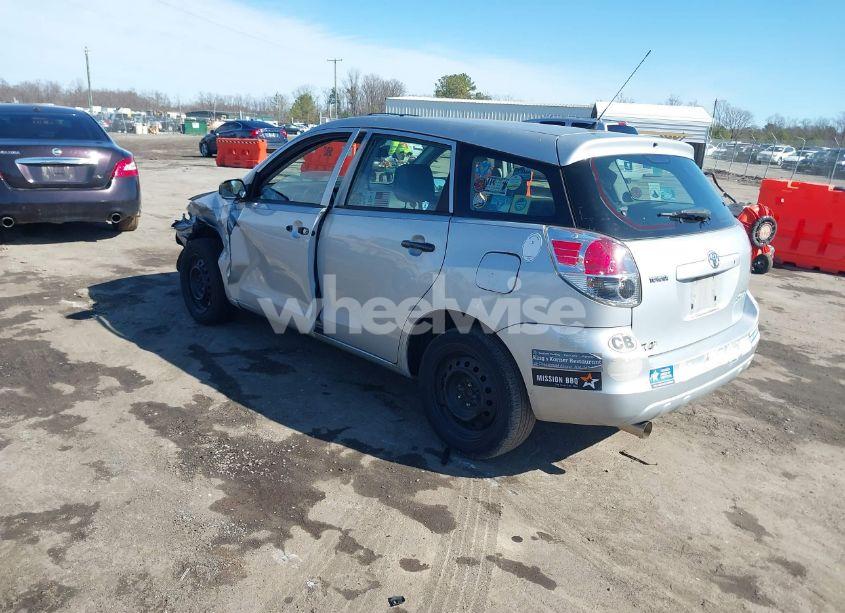 Photo 3 of 2007 Toyota Matrix (VIN 2T1KR32E27C652756)