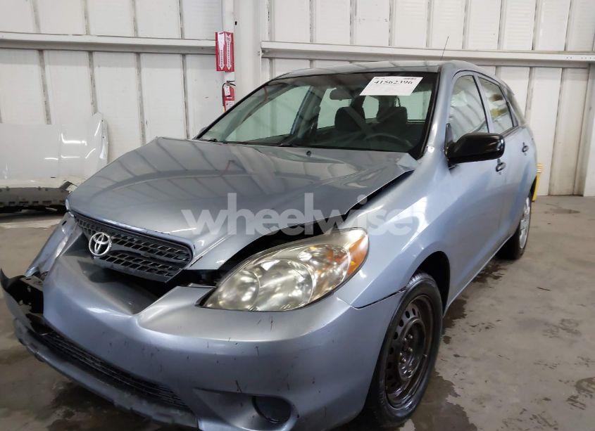 Photo 2 of 2008 Toyota Matrix (VIN 2T1KR32E28C701021)