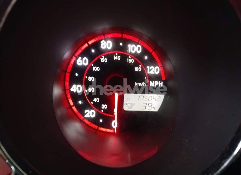 Photo 7 of 2008 Toyota Matrix (VIN 2T1KR32E28C701021)